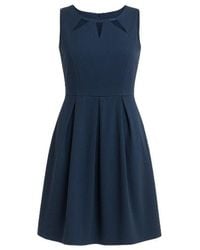 Conquista - Sleeveless Pleat Detail Dress - Lyst