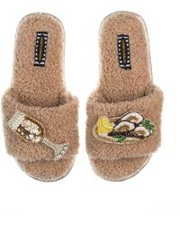 Laines London - Teddy Toweling Slipper Sliders With Glass Of Fizz & Oyster Brooches - Lyst