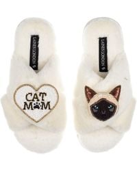 Laines London - Neutrals Classic Laines Slippers With Cat Mum Mom & Siamese Cat Brooches - Lyst