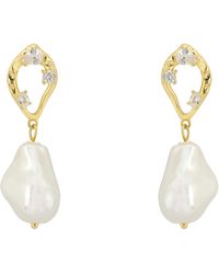 LÁTELITA London - Midsummer Baroque Pearl Drop Earrings Gold - Lyst