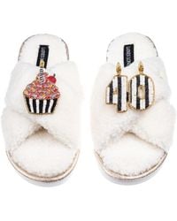 Laines London - Neutrals Laines Neutral Boucle Slippers With Stripe 40Th Birthday & Cake Brooches - Lyst