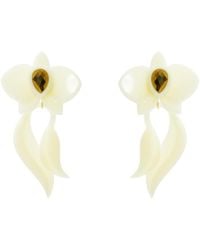 Gissa Bicalho - Acrylic Handmade Earring Deco Orchid Cream - Lyst