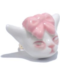 H2 Studio - Angry Puss Porcelain Bow Tie Cat Plated Brass Ring - Lyst
