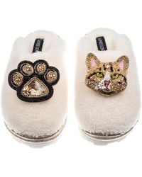 Laines London - Teddy Closed Toe Slippers With Tabby Cat & Paw Brooches - Lyst
