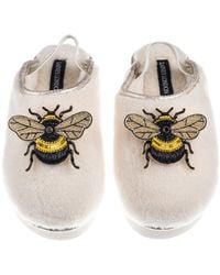 Laines London - Neutrals Flatform Cloud Closed Toe Slippers With Double Honey Bee Brooches - Lyst