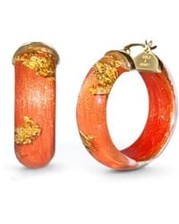 Gold & Honey - 24K Leaf Huggie Hoop Earrings - Lyst