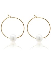 Kiri & Belle - Mia Small Pearl Filled Wire Hoop Earrings - Lyst