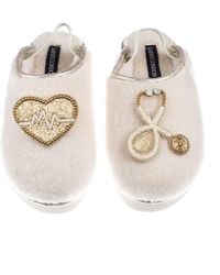 Laines London - Neutrals Flatform Cloud Closed Toe Slippers With Doctor Brooches - Lyst
