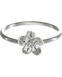 Lucy Flint Jewellery Strawberry Flower Ring Sterling Silver - Metallic