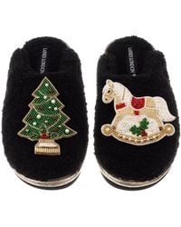 Laines London - Teddy Closed Toe Slippers With Christmas Tree & Rocking Horse Brooches - Lyst