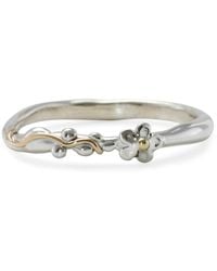 Isla Silver - Dainty Sterling Daisy Ring With Details - Lyst