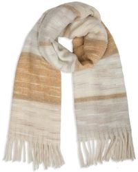 Saachi - Cozy Oversized Fringe Neutral Scarf - Lyst