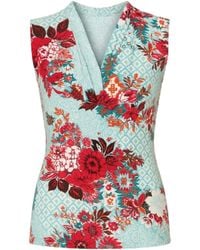Conquista - Chic Floral Sleeveless Top With Draped Neckline - Lyst