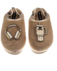 Laines London - Neutrals Flatform Cloud Slippers With Headphones & Quencher Brooches - Lyst