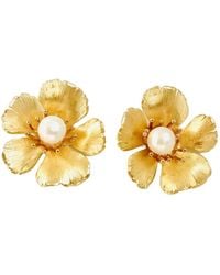 The Pink Reef - Small Golden Flower Stud With Pearl Center - Lyst