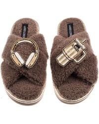 Laines London - Neutrals Laines Neutral Boucle Slippers With Headphones & Quencher Brooches - Lyst