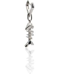 Frenvyrn - Mars Sterling Reversible Fish Bone Huggie Earring Single - Lyst