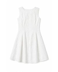 Yumi' - Cotton Applique Flower Swing Shift Dress - Lyst