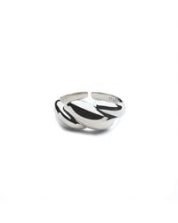 Shabella Nyc - Croissant Adjustable Ring - Lyst