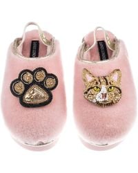 Laines London - Flatform Cloud Slippers With Ginger Tabby Cat & Paw Brooches - Lyst