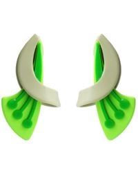 Gissa Bicalho - Acrylic Handmade Earring Dual Flower - Lyst
