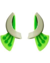 Gissa Bicalho - Acrylic Handmade Earring Dual Flower - Lyst