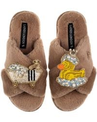 Laines London - Neutrals Classic Laines Slippers With Rubber Duck Bath Queen Brooches - Lyst