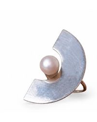 Silver Moon - Moonlit Reverie Sterling Pearl Ring - Lyst