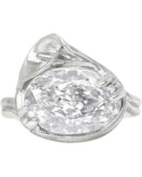 Agora Jewellery - Calla Swarovski Stone Ring - Lyst