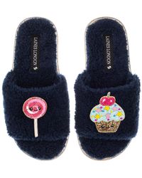 Laines London - Teddy Slider Slippers With Laines Lovables Lollipop & Cupcake Brooches - Lyst