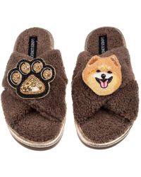 Laines London - Neutrals Laines Neutral Boucle Slippers With Teddy The Pomeranian & Paw Brooches - Lyst