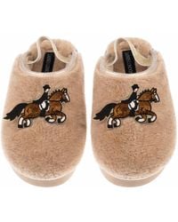 Laines London - Neutrals Flatform Cloud Slippers With Dressage Horse Brooches - Lyst