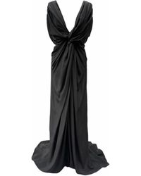 Imaatu - Storm Gown Pure Silk Sculpting Deep V-Neckline Slot Train Carpet - Lyst