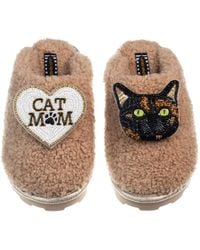 Laines London - Neutrals Teddy Closed Toe Slippers With Misty Cat & Cat Mum Mom Brooches - Lyst