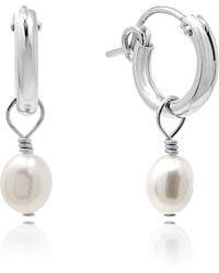 Kiri & Belle - Small Baroque Pearl Sterling Huggie Hoop Earrings - Lyst