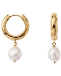 Elk & Bloom - Chunky 14K Freshwater Pearl Hoops - Lyst