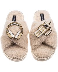 Laines London - Neutrals Laines Neutral Boucle Slippers With Headphones & Quencher Brooches - Lyst