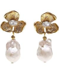 Farra - Elegant Baroque Freshwater Pearl Flower Stud Earrings - Lyst