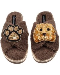 Laines London - Neutrals Laines Neutral Boucle Slippers With Enki Doo The Cockapoo & Paw Brooches - Lyst