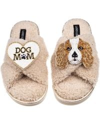 Laines London - Neutrals Laines Neutral Boucle Slippers With Lady The King Charles & Dog Mum/Mom Brooches - Lyst