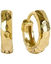Charlotte's Web Jewellery - Lakshmi Hammered Huggie Hoop Earrings - Lyst