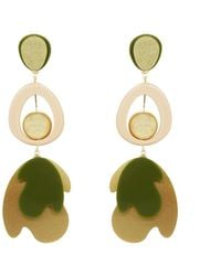 Gissa Bicalho - Handmade Acrylic Earring Tarsila Satin Golden - Lyst