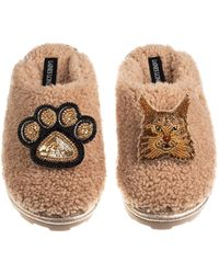 Laines London - Neutrals Teddy Closed Toe Slippers With Paw & Ginger Maine Coon Cat Brooches - Lyst