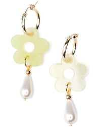 By Chavelli - Daisy Pearl Drop Earrings - Lyst