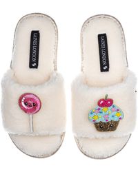 Laines London - Teddy Slider Slippers With Laines Lovables Lollipop & Cupcake Brooches - Lyst