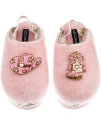 Laines London - Flatform Cloud Closed Toe Slippers With Cowgirl Hat & Cowgirl Boots Brooches - Lyst