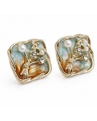 Nuvv Collection - Neutrals Floral Pearl Square Stud Earring - Lyst
