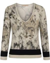Conquista - Neutrals Abstract Print Long-Sleeve V-Neck Top - Lyst