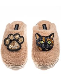 Laines London - Neutrals Teddy Closed Toe Slippers With Misty Cat & Paw Brooches - Lyst