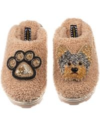 Laines London - Teddy Towelling Closed Toe Slippers With Minnie Yorkie & Paw Brooches - Lyst